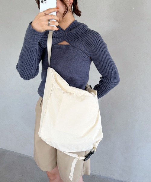 un+frame（アンフレーム）の「military big shoulder bag／バックルベルトミリタリーショルダーバッグ（ショルダーバッグ・レディース・カーキ/ベージュ/ブラック/アイボリー・FREE）」の16枚目の写真