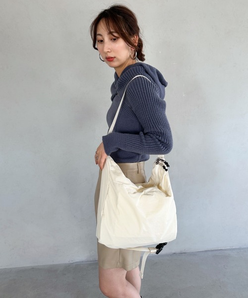 un+frame（アンフレーム）の「military big shoulder bag／バックルベルトミリタリーショルダーバッグ（ショルダーバッグ・レディース・カーキ/ベージュ/ブラック/アイボリー・FREE）」の22枚目の写真
