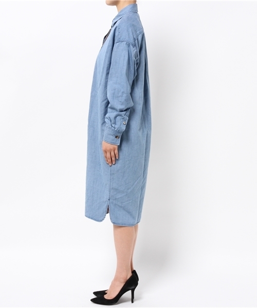 Whim Gazette（ウィムガゼット）の「ALBIATE1830シャンブレーワンピース（ワンピース・レディース・ネイビー/ブルー・ﾌﾘ-）」の4枚目の写真