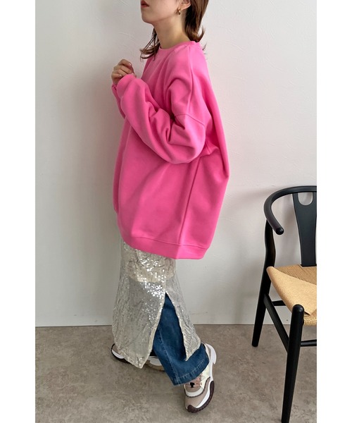 palm RICHE(ポームリシュ)の「オーバーサイズカラースウェット(スウェット・レディース・オフホワイト/レッド/ピンク/チャコールグレー/ブラック・M)」の4枚目の写真