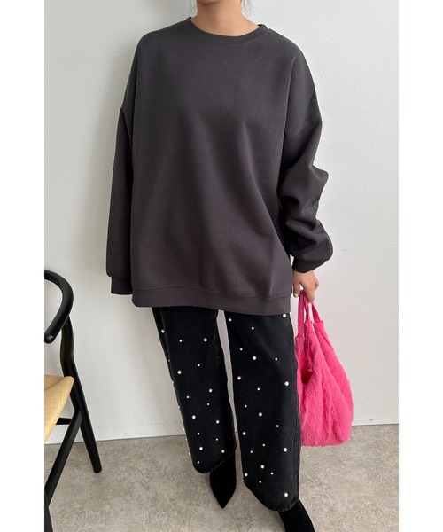 palm RICHE(ポームリシュ)の「オーバーサイズカラースウェット(スウェット・レディース・オフホワイト/レッド/ピンク/チャコールグレー/ブラック・M)」の17枚目の写真