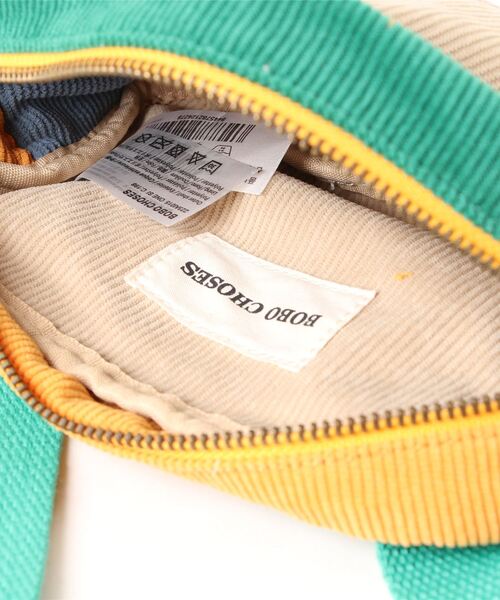 BOBO CHOSES（ボボショーズ）の「Corduroy color block belt pouch（ボディバッグ/ウエストポーチ・キッズ・ベージュ・ONE SIZE）」の3枚目の写真