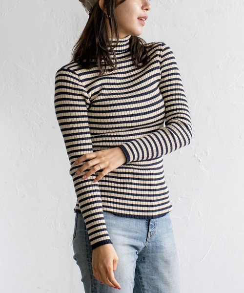 VitaFelice（ヴィータフェリーチェ）の「ストライプ /ボーダー リブ タートルネック ニット（ニット/セーター・レディース・グレー/ブラウン/グリーン/ホワイト/ネイビー/オレンジ/ダークオレンジ・FREE）」の21枚目の写真
