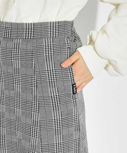 PINK-latte（ピンクラテ）の「◆マーメイドロングスカート（スカート・キッズ・アイボリー/グレー系1/ブラック・16/14/15 ）」の7枚目の写真