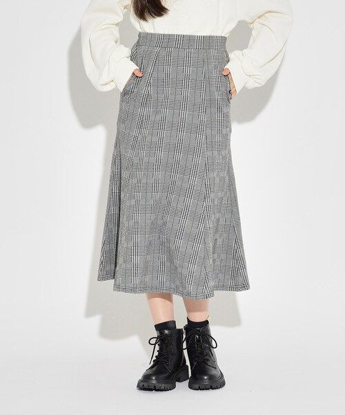 PINK-latte（ピンクラテ）の「◆マーメイドロングスカート（スカート・キッズ・アイボリー/グレー系1/ブラック・16/14/15 ）」の19枚目の写真