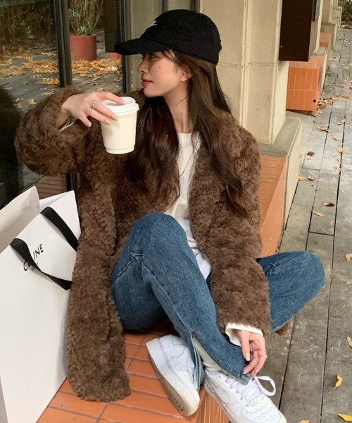 DIAVEL（ディアベル）の「裏キルディングファーコート（その他アウター