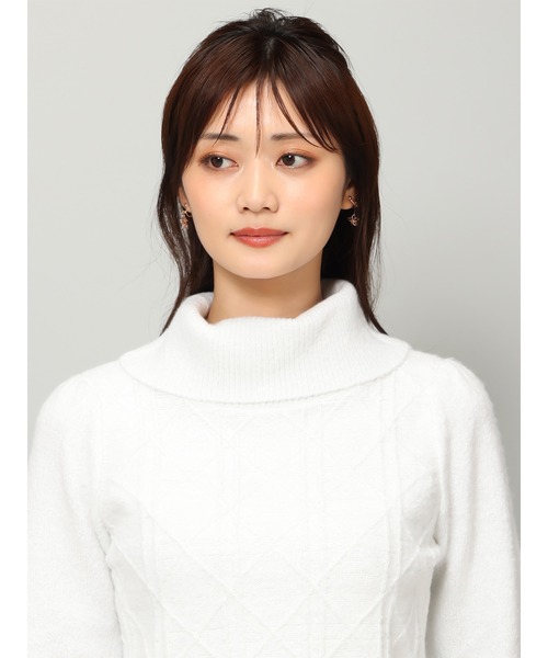 MISCH MASCH(ミッシュマッシュ)の「フラッフィーラメジャガードオフタートルニット/MM348304(ニット/セーター・レディース・ライトブルー/ピンク/ホワイト・フリ-)」の8枚目の写真