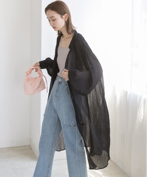 ad thie(アドティエ)の「ランダムプリーツ シアーシャツワンピース(シャツワンピース・レディース・ブラウン/カーキ/オフホワイト/ブラック・FREE)」の11枚目の写真