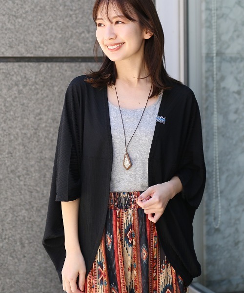 チチカカ(チチカカ)の「ランダムテレコドルマンカーディガン(カーディガン/ボレロ・レディース・カーキ/ブラック/ライトグレー/マスタード・FREE)」の2枚目の写真