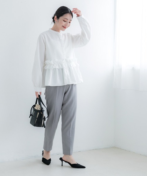 coca（coca）（コカ）の「ホイップフリルブラウス| セレモニー オフィス ママスーツ 卒業式（シャツ/ブラウス・レディース・チャコール/ホワイト/ライトブルー/ネイビー/ライトグレー/ブラック・M/L）」の11枚目の写真