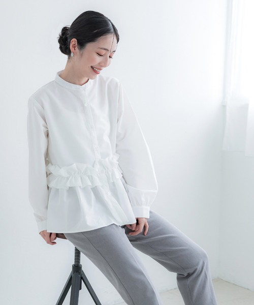 coca（coca）（コカ）の「ホイップフリルブラウス| セレモニー オフィス ママスーツ 卒業式（シャツ/ブラウス・レディース・チャコール/ホワイト/ライトブルー/ネイビー/ライトグレー/ブラック・M/L）」の15枚目の写真
