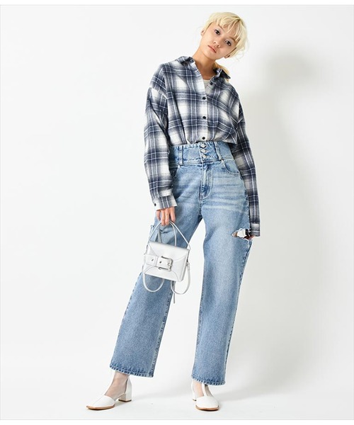 ANAP（アナップ）の「3つボタンサイドカットデニムパンツ（デニムパンツ・レディース・ブラック/ブルー・S/M）」の8枚目の写真