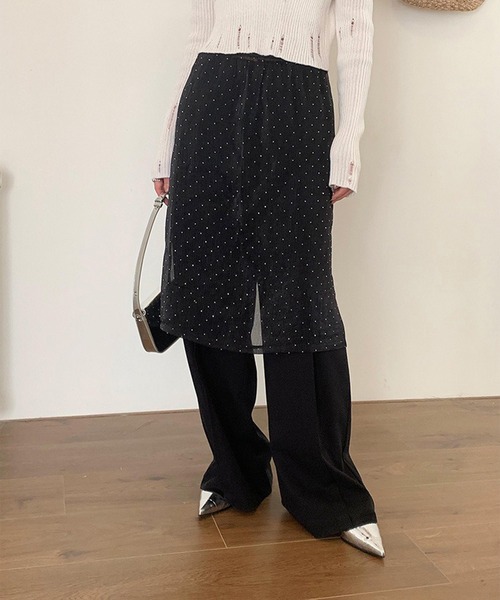 LYEON(リヨン)の「ドットスタッズレイヤードシアースカート(スカート・レディース・ホワイト/ブラック・FREE)」の2枚目の写真