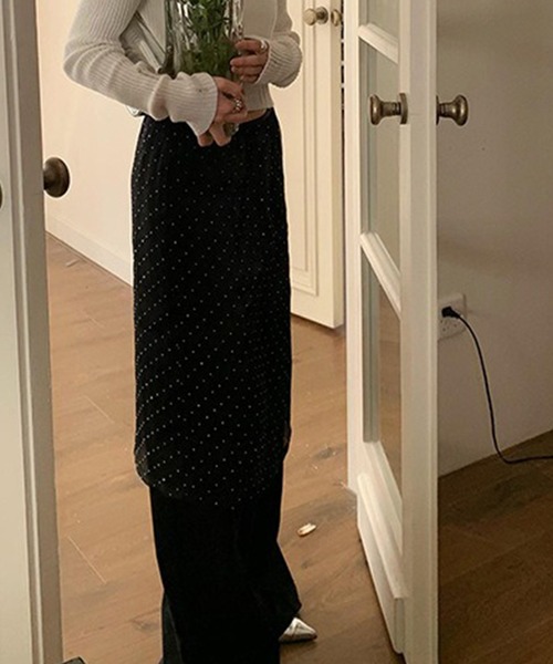 LYEON(リヨン)の「ドットスタッズレイヤードシアースカート(スカート・レディース・ホワイト/ブラック・FREE)」の12枚目の写真