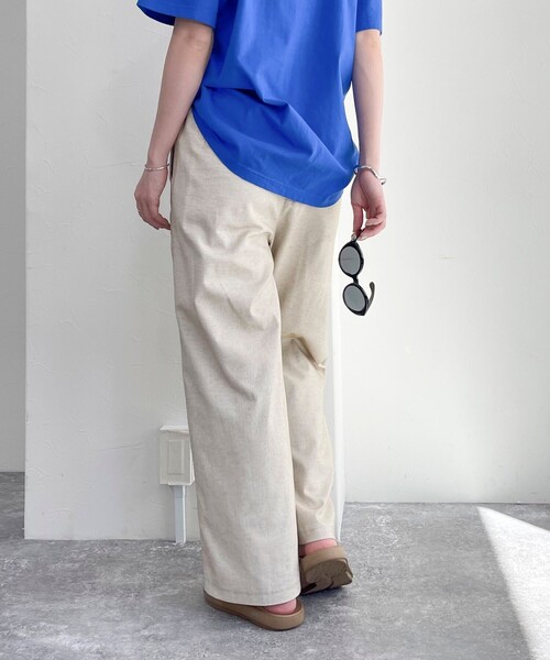 fredy emue（フレディエミュ）の「タンブラーオックスセミワイドパンツ【レングス長め丈あり】（その他パンツ・レディース・ベージュ/ブラウン/ピンク/オフホワイト/ブラック・36/38/39）」の5枚目の写真