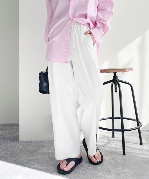 fredy emue（フレディエミュ）の「タンブラーオックスセミワイドパンツ【レングス長め丈あり】（その他パンツ・レディース・ベージュ/ブラウン/ピンク/オフホワイト/ブラック・36/38/39）」の2枚目の写真