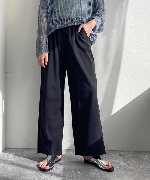 fredy emue（フレディエミュ）の「タンブラーオックスセミワイドパンツ【レングス長め丈あり】（その他パンツ・レディース・ベージュ/ブラウン/ピンク/オフホワイト/ブラック・36/38/39）」の3枚目の写真