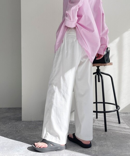 fredy emue（フレディエミュ）の「タンブラーオックスセミワイドパンツ【レングス長め丈あり】（その他パンツ・レディース・ベージュ/ブラウン/ピンク/オフホワイト/ブラック・36/38/39）」の14枚目の写真