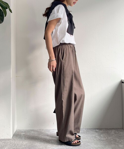 fredy emue（フレディエミュ）の「タンブラーオックスセミワイドパンツ【レングス長め丈あり】（その他パンツ・レディース・ベージュ/ブラウン/ピンク/オフホワイト/ブラック・36/38/39）」の17枚目の写真