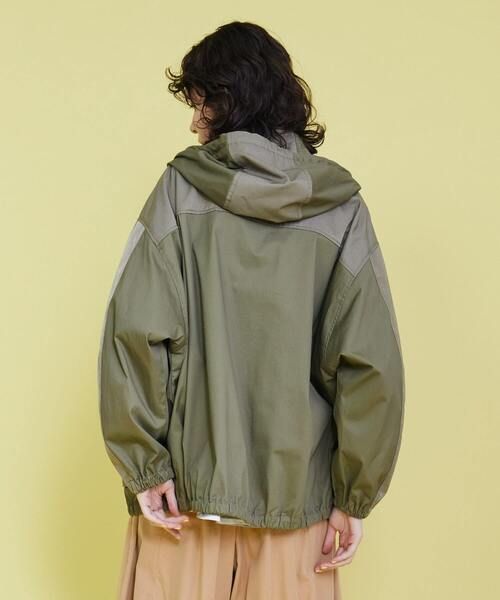 FRAPBOIS（フラボア）の「サイロ マウンテンパーカー（マウンテンパーカー・レディース・カーキ/ネイビー・1/2）」の4枚目の写真