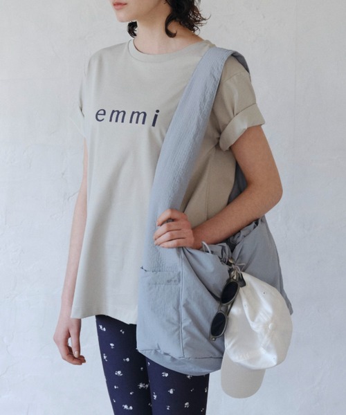 emmi（エミ）の「emmiロゴ撥水コットンキャップ（キャップ・レディース・ブラック/ホワイト・FREE）」の4枚目の写真