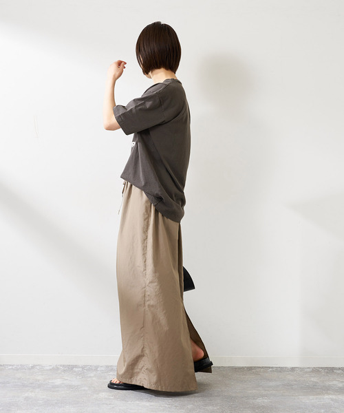 MIXTA（ミクスタ）の「《別注》【MIXTA/ミクスタ】MOUNTAIN LION CREW T-SHIRTS：Tシャツ（Tシャツ/カットソー・レディース・アイボリー/ブラック/ライトグレー・MEDIUM）」の6枚目の写真