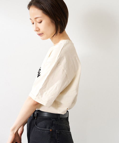 MIXTA（ミクスタ）の「《別注》【MIXTA/ミクスタ】MOUNTAIN LION CREW T-SHIRTS：Tシャツ（Tシャツ/カットソー・レディース・アイボリー/ブラック/ライトグレー・MEDIUM）」の20枚目の写真