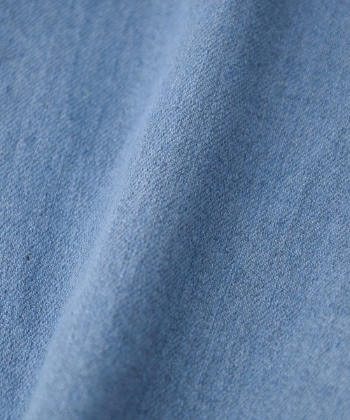 URBAN CHERRY(アーバンチェリー)の「フロントスリットフレアデニムパンツ(デニムパンツ・キッズ・ブルー・110cm/140cm/130cm/120cm)」の3枚目の写真
