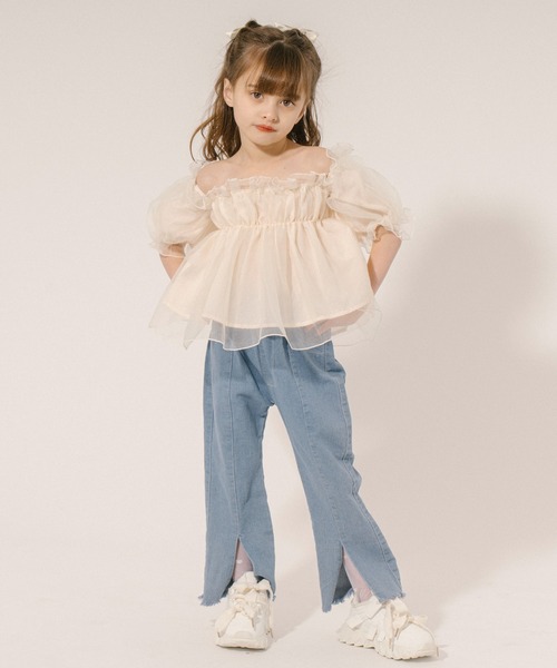 URBAN CHERRY(アーバンチェリー)の「フロントスリットフレアデニムパンツ(デニムパンツ・キッズ・ブルー・110cm/140cm/130cm/120cm)」の14枚目の写真