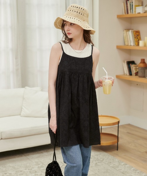 ANGIE（アンジー）の「バックリボン シアー ジャガード キャミワンピース（キャミソール・レディース・ナチュラル/オフホワイト/ブラック・FREE）」の21枚目の写真