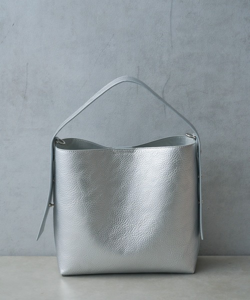 Actually（アクチュアリー）の「フェイクレザー 2wayミニショルダー ポーチ付き（ショルダーバッグ・レディース・アイボリー/シルバー/ブラック/ブルー・フリー）」の16枚目の写真