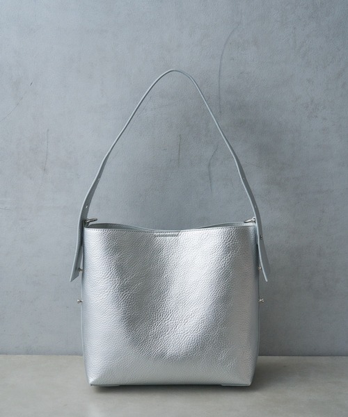 Actually（アクチュアリー）の「フェイクレザー 2wayミニショルダー ポーチ付き（ショルダーバッグ・レディース・アイボリー/シルバー/ブラック/ブルー・フリー）」の17枚目の写真