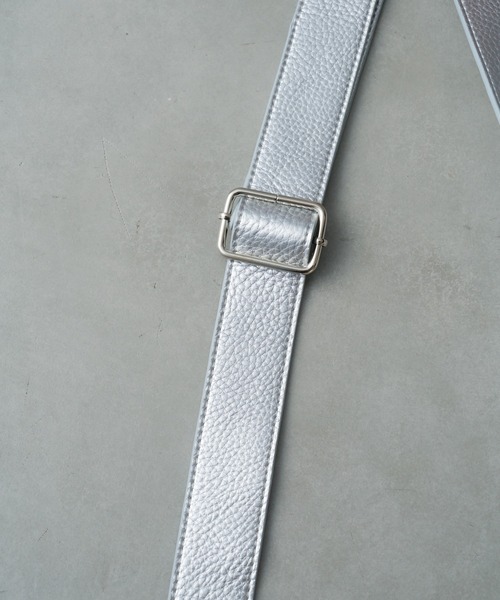 Actually（アクチュアリー）の「フェイクレザー 2wayミニショルダー ポーチ付き（ショルダーバッグ・レディース・アイボリー/シルバー/ブラック/ブルー・フリー）」の12枚目の写真