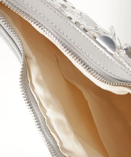 MAISON mou（メゾンムー）の「【recomend selection/セレクト】メタリックハンドバッグ 2404HCJB135（ハンドバッグ・レディース・シルバー/ブラック・FREE）」の6枚目の写真