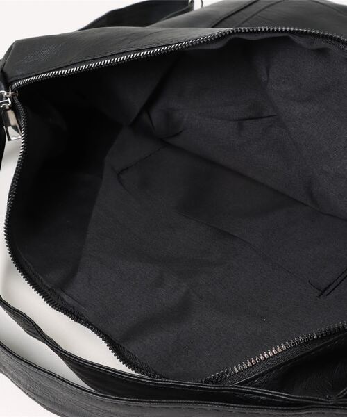 apres jour mignon(アプレジュールミニョン)の「【apresjour mignon×ARIAZ】ポケットビッグ2WAYバッグ(ショルダーバッグ・レディース・ブラック・ONESIZE)」の2枚目の写真