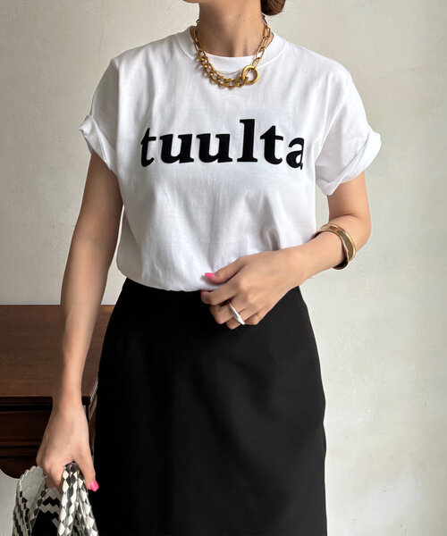 DouDou(ドゥドゥ)の「tuultaフロッキーロゴTEE(Tシャツ/カットソー・レディース・ピンク/カーキ/オフホワイト/チャコールグレー・FREE)」の10枚目の写真