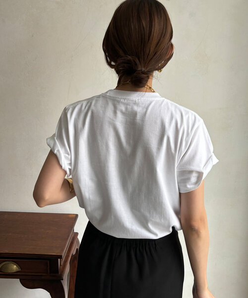 DouDou(ドゥドゥ)の「tuultaフロッキーロゴTEE(Tシャツ/カットソー・レディース・ピンク/カーキ/オフホワイト/チャコールグレー・FREE)」の13枚目の写真