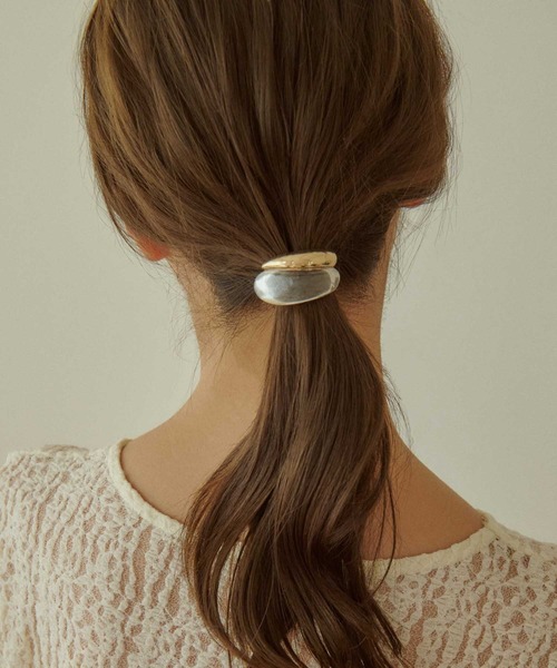 GOLDY（ゴールディ）の「クリア × メタル コンビネーション ヘアカフ（ヘアゴム・レディース・シルバー/ゴールド・FREE）」の11枚目の写真