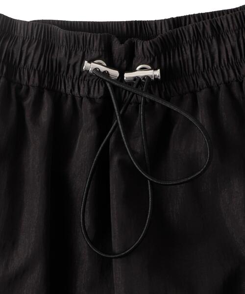 WEGO（ウィゴー）の「WEGO/ナイロンティアードロングスカート（スカート・レディース・ブラック・FREE）」の14枚目の写真