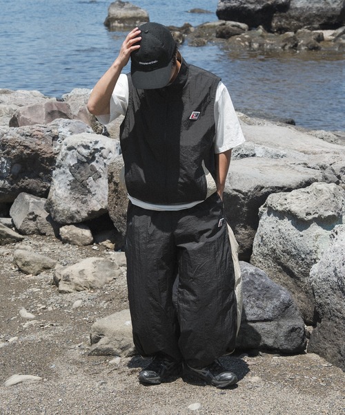 kutir（クティール）の「【低身長だからカッコよく着こなせるアイテム】バイカラージップナイロンパンツ(セットアップ着用可能)（その他パンツ・メンズ・ネイビー/アイボリー/ブラック・SMALL/MEDIUM）」の13枚目の写真