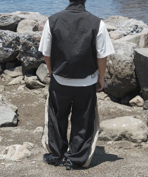 kutir（クティール）の「【低身長だからカッコよく着こなせるアイテム】バイカラージップナイロンパンツ(セットアップ着用可能)（その他パンツ・メンズ・ネイビー/アイボリー/ブラック・SMALL/MEDIUM）」の16枚目の写真