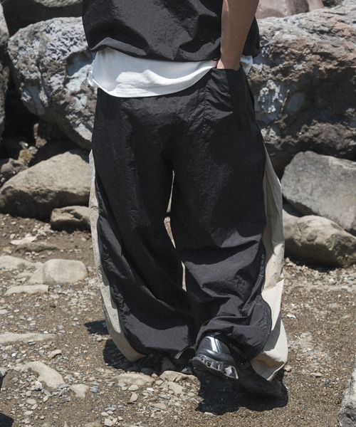 kutir（クティール）の「【低身長だからカッコよく着こなせるアイテム】バイカラージップナイロンパンツ(セットアップ着用可能)（その他パンツ・メンズ・ネイビー/アイボリー/ブラック・SMALL/MEDIUM）」の9枚目の写真