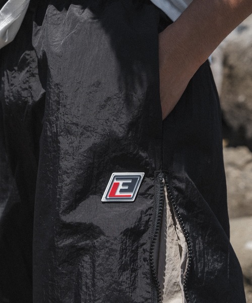 kutir（クティール）の「【低身長だからカッコよく着こなせるアイテム】バイカラージップナイロンパンツ(セットアップ着用可能)（その他パンツ・メンズ・ネイビー/アイボリー/ブラック・SMALL/MEDIUM）」の22枚目の写真