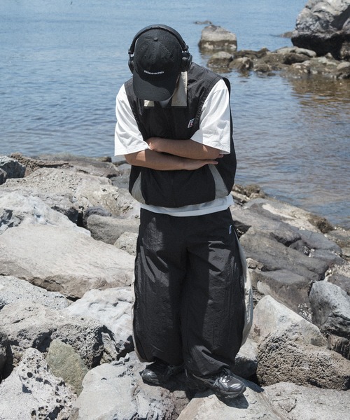 kutir（クティール）の「【低身長だからカッコよく着こなせるアイテム】バイカラージップナイロンパンツ(セットアップ着用可能)（その他パンツ・メンズ・ネイビー/アイボリー/ブラック・SMALL/MEDIUM）」の19枚目の写真