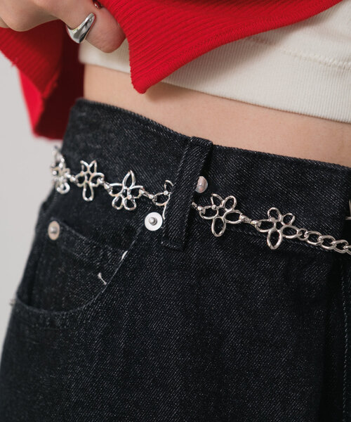 Kastane（カスタネ）の「マルチチェーンベルト（ベルト・レディース・シルバー/シルバー系その他・FREE）」の4枚目の写真