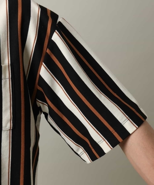 a.v.v(アーヴェヴェ)の「【主役TOPS】ストライプワイドシルエットカットソー(Tシャツ/カットソー・メンズ・チャコールグレー/ブラック・48/46)」の19枚目の写真
