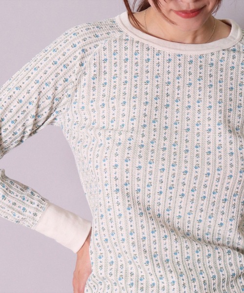 JEMORGAN（ジェーイーモーガン）の「(LK)【JEMORGAN】【パックT】小花柄 ワッフル 長袖 Tシャツ（Tシャツ/カットソー・レディース・ブルー系2/ブルー系1/パープル系1/ピンク系1/ブルー系3/パープル系2/ブルー系6/ブルー系4/ピンク系6/ブルー系5/ピンク系5/ピンク系4・FREE）」の3枚目の写真