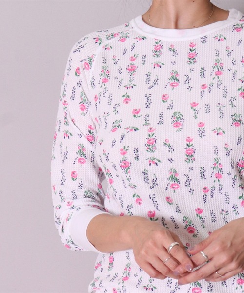 JEMORGAN（ジェーイーモーガン）の「(LK)【JEMORGAN】【パックT】小花柄 ワッフル 長袖 Tシャツ（Tシャツ/カットソー・レディース・ブルー系2/ブルー系1/パープル系1/ピンク系1/ブルー系3/パープル系2/ブルー系6/ブルー系4/ピンク系6/ブルー系5/ピンク系5/ピンク系4・FREE）」の10枚目の写真