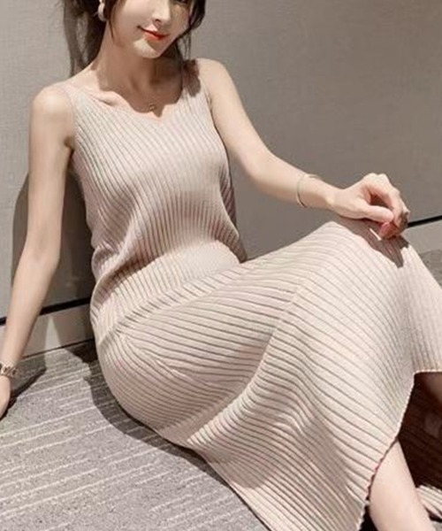 Miniministore(ミニミニストア)の「ニットキャミソール ワンピース 重ね着(ワンピース・レディース・ブラック/ベージュ/ブラウン・FREE)」の3枚目の写真