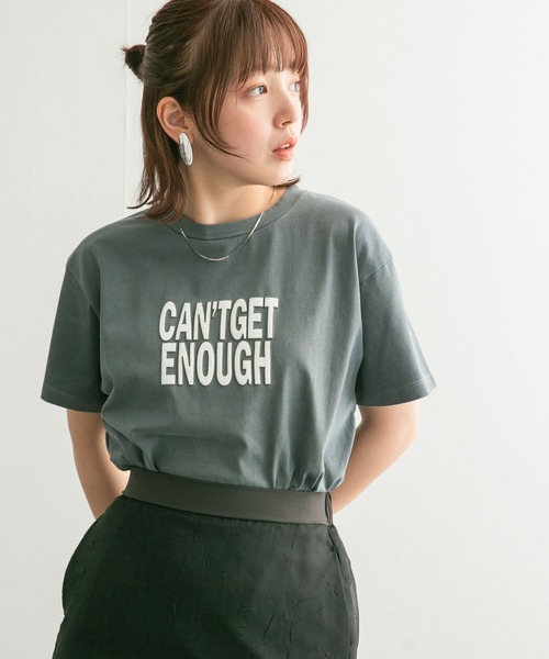 KBF（ケイビーエフ）の「エンボスロゴTEE（Tシャツ/カットソー・レディース・チャコールグレー/オフホワイト・ONE）」の9枚目の写真